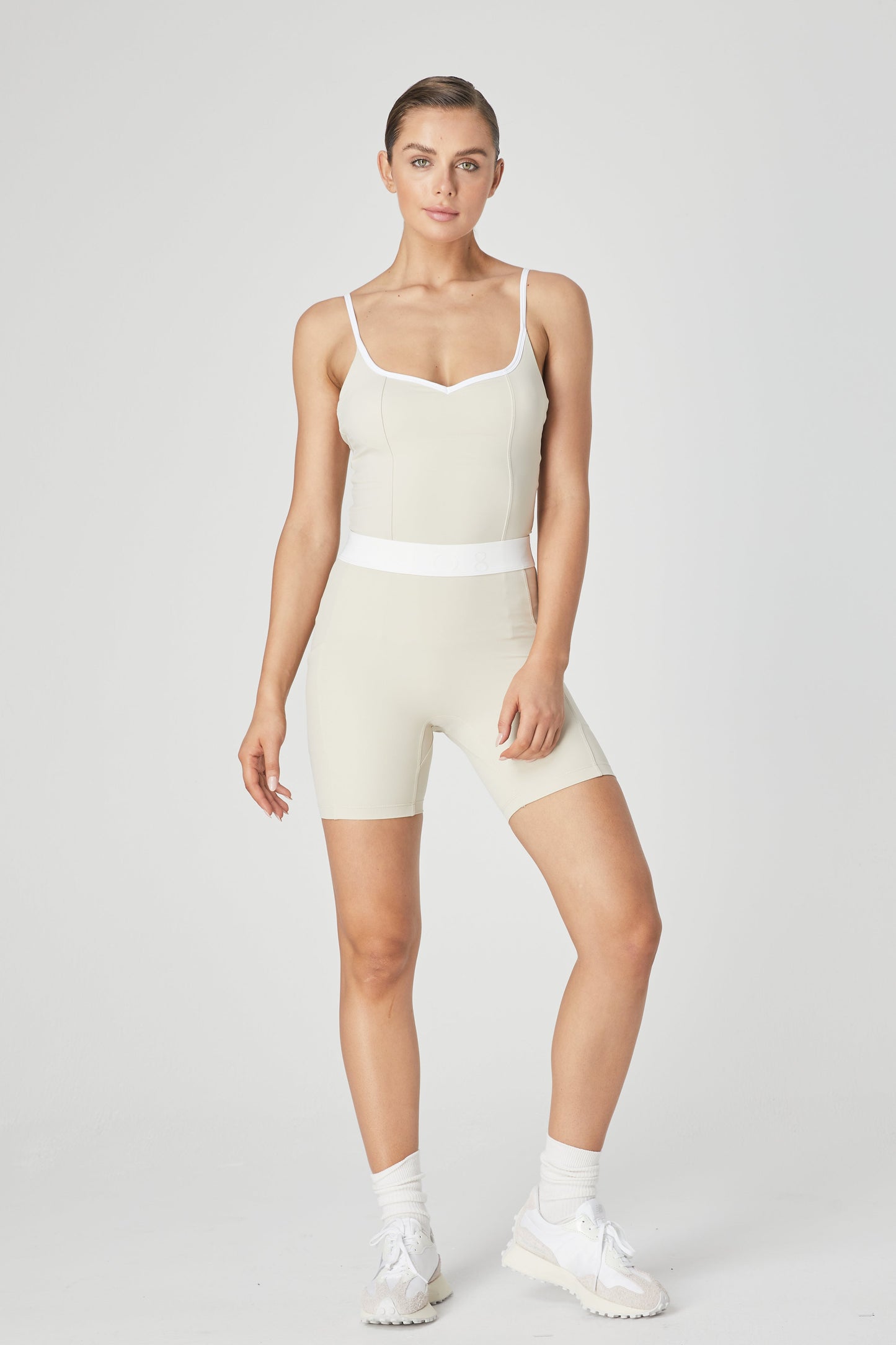 Iona High Rise Jacquard Bike Shorts - Sand/White - 1Ō8 SPORTIF