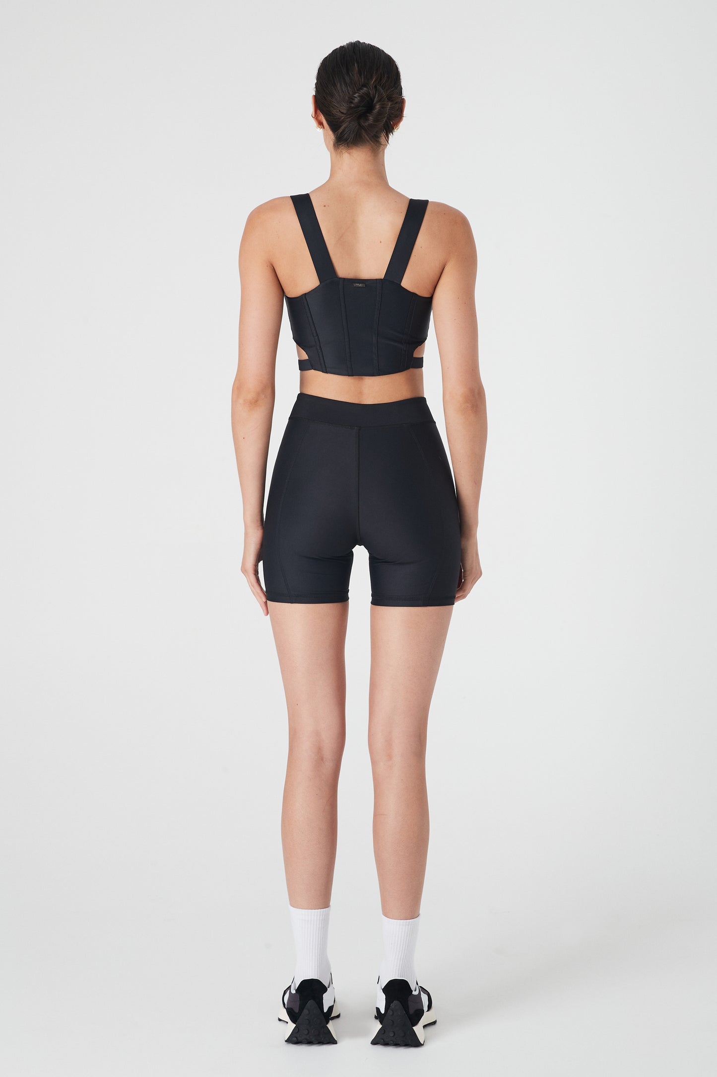 Léa Corset Crop - Black - 1Ō8 SPORTIF