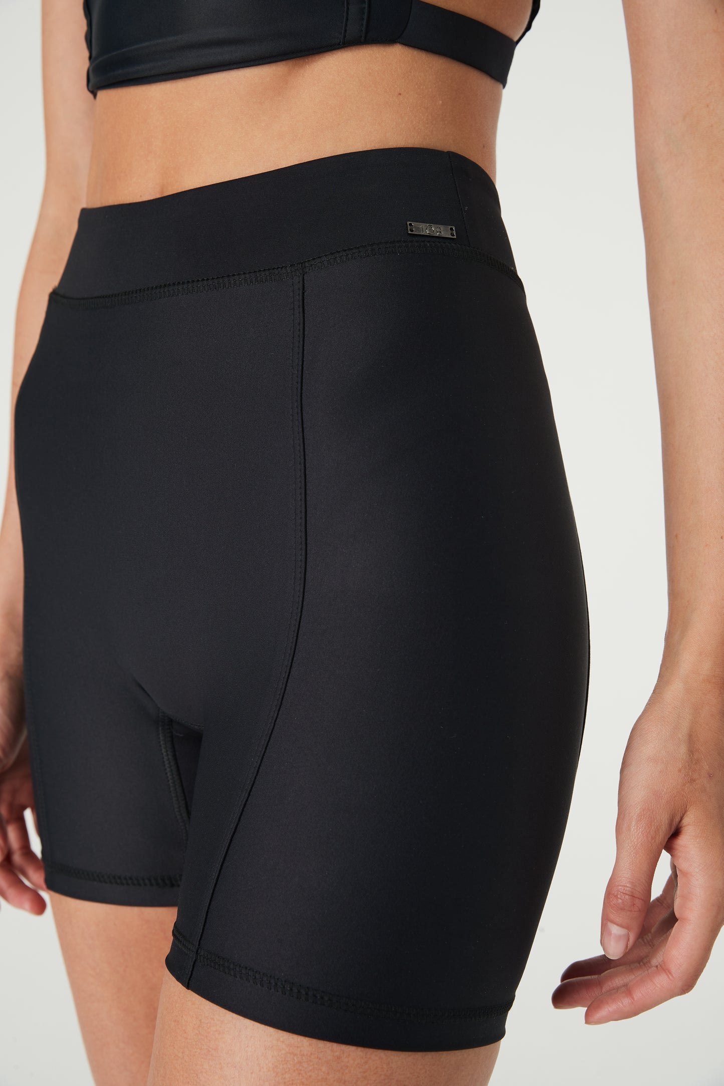 Gia Bike Short - Black - 1Ō8 SPORTIF