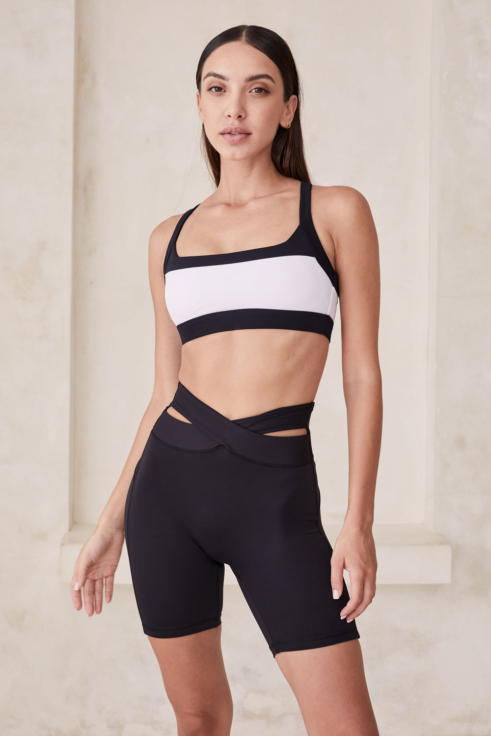 Kaia Square Neck Crop - White/Black