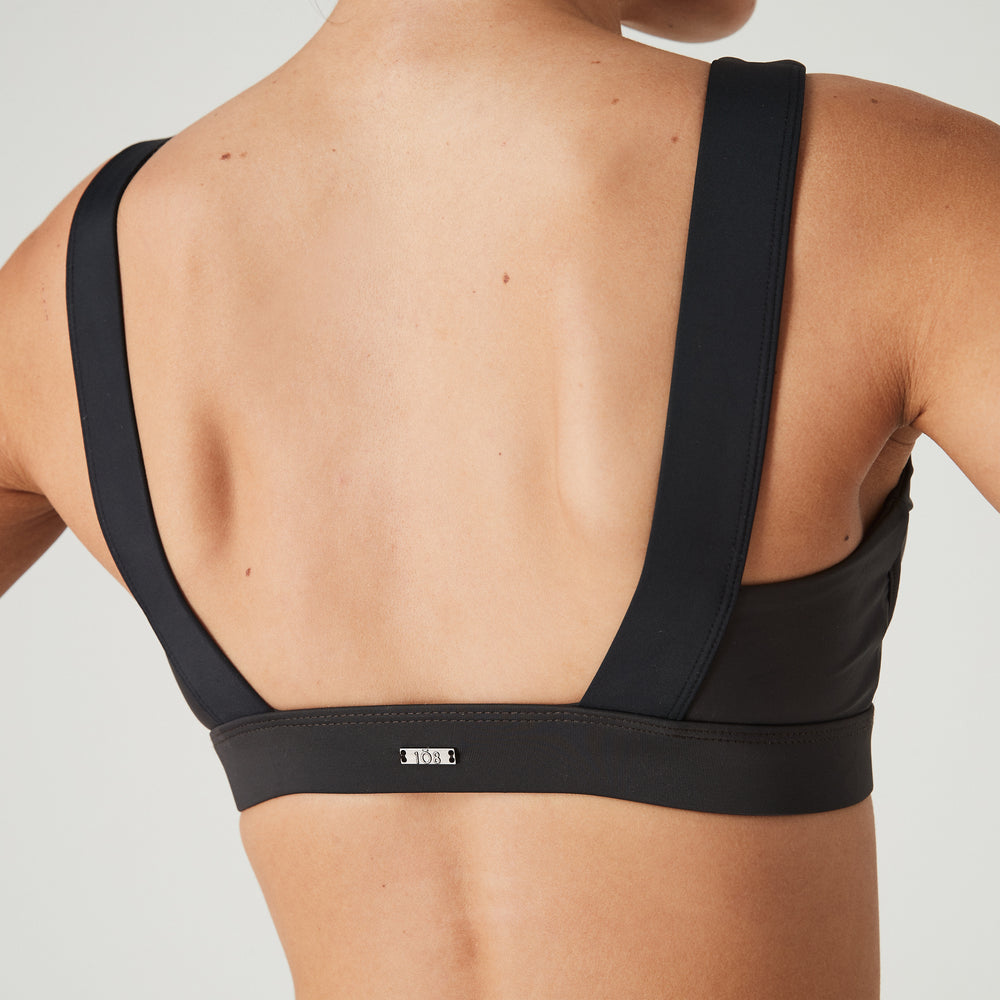 Cèline Contour Crop - Liquorice - 1Ō8 SPORTIF