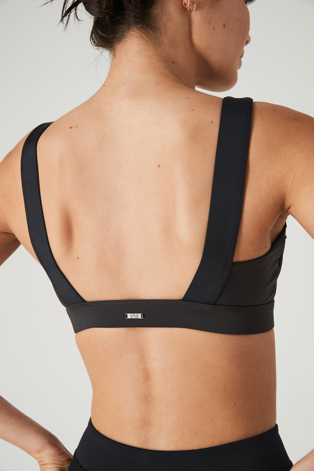 Cèline Contour Crop - Liquorice - 1Ō8 SPORTIF